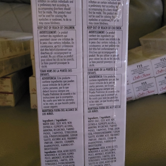 WELLA COLOR CHARM Conditioning Permanent Gel Tube 12w Hair Color ~ 2 oz - Picture 2 of 4